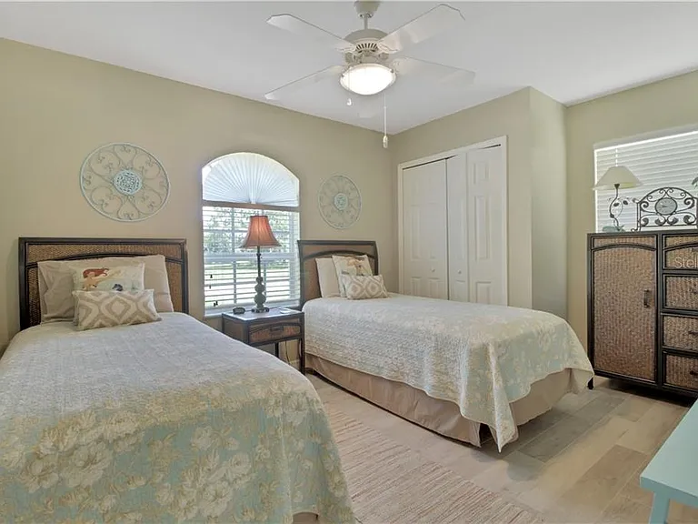 155 Long Meadow Ln — Photo 15