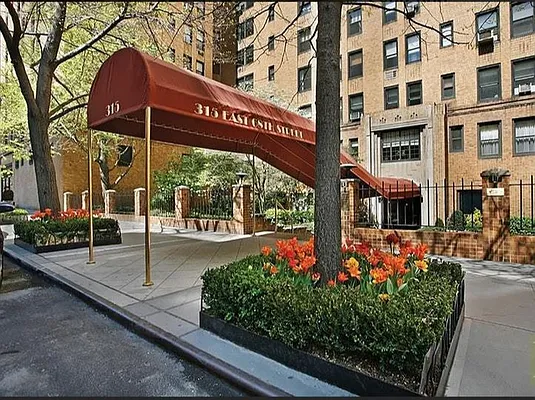 Sold by Brown Harris Stevens | media 17