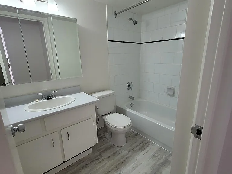 6630 McKay Ave #209 — Photo 10