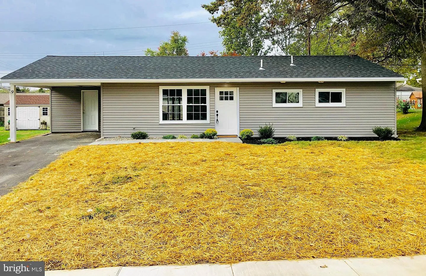9 Black Walnut Rd photo 1