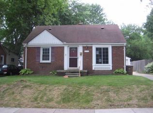 210 Pioneer Dr, Pontiac, MI 48341