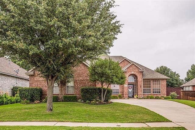 1st image of 1108 Sweetwater Ln