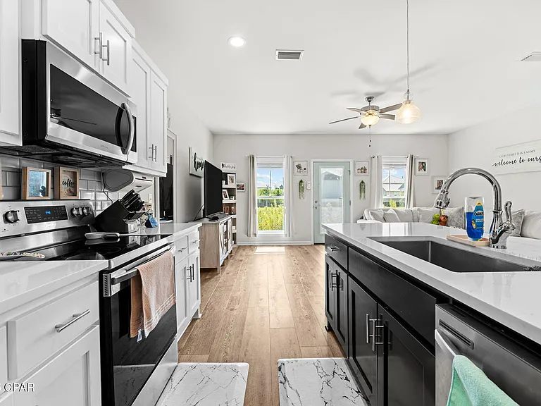 326 Raven Ln — Photo 12