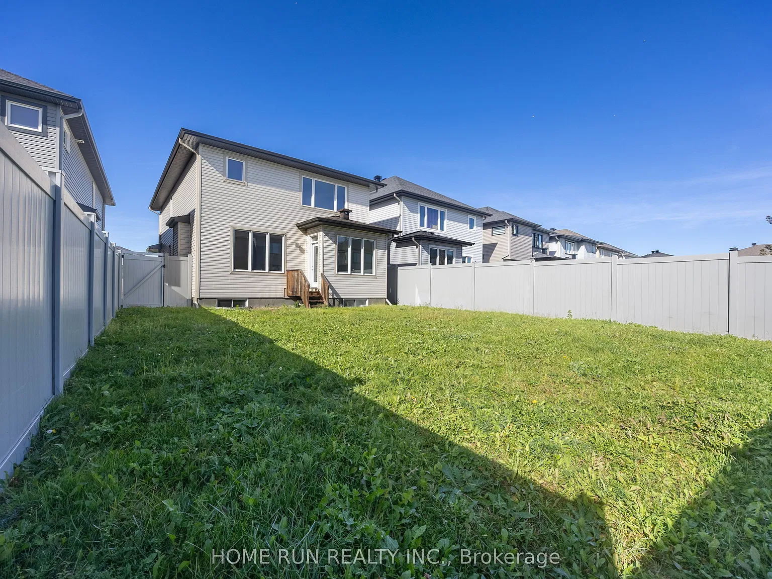 5 bed, $3,250 — Photo 3