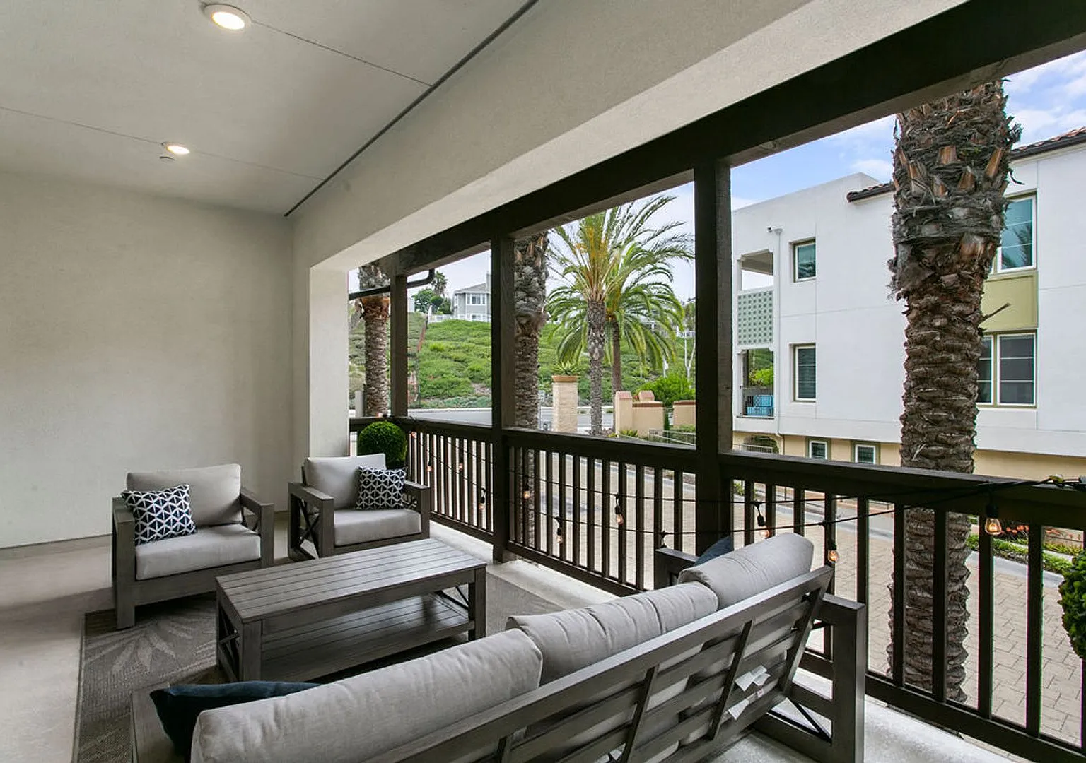 Amazing South Cove Townhome Near Doheny State Beach! — Photo 4