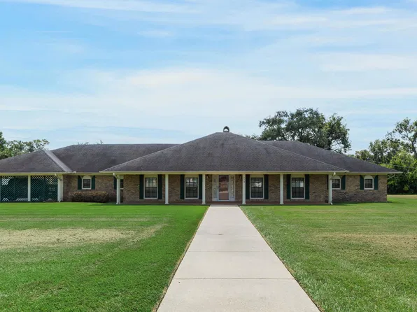 318 Crossbow Dr, New Iberia, LA 70563