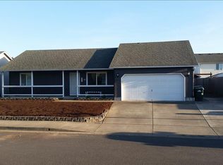 3961 Douglas Dr, Springfield, OR 97478