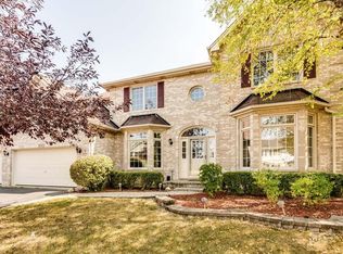 1193 Adler Ln, Carol Stream, IL 60188