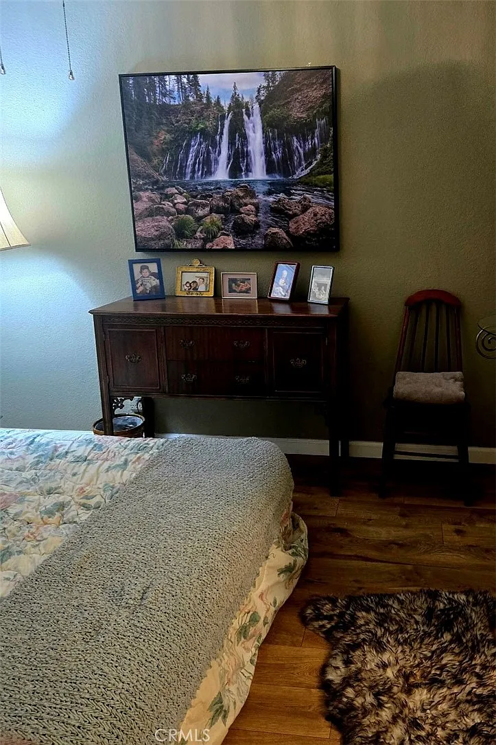565 Lori Dr — Photo 2