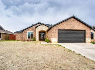 518 Avenue T, Shallowater, TX 79363