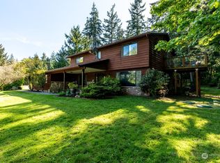 3185 Shadowbrook Ln, Oak Harbor, WA 98277