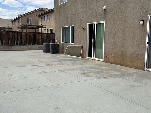 2nd image of 14171 Desert Rose St