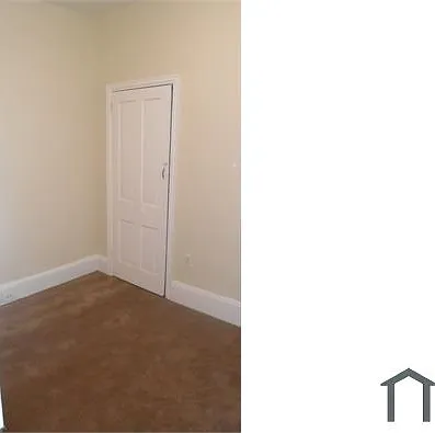 407 Daly St — Photo 13