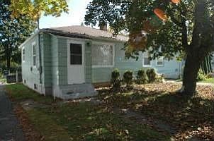 1st image of 681 S Elmwood Ave