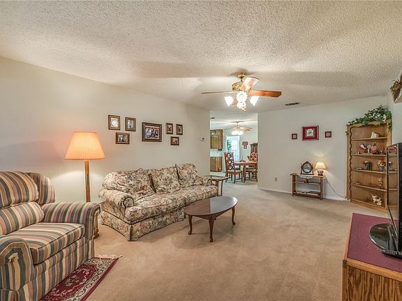 5th image of 110 Guinevere Ct