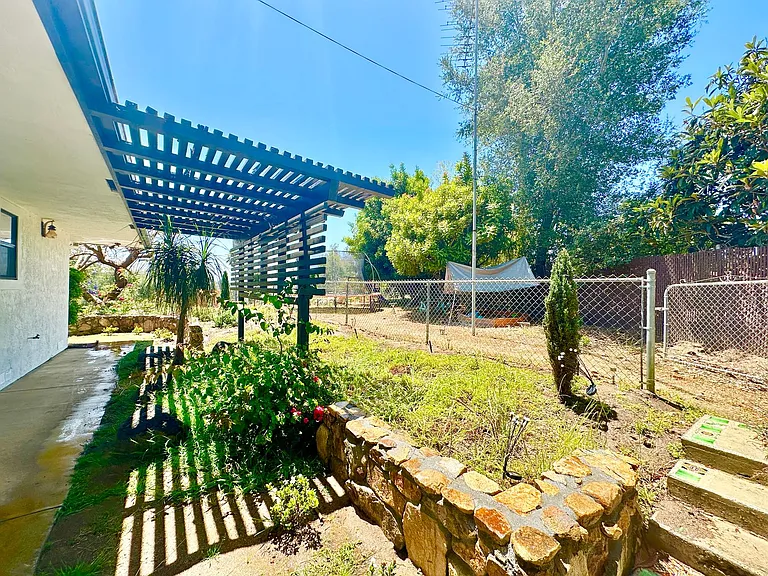 1650 Winterwarm Dr — Photo 58