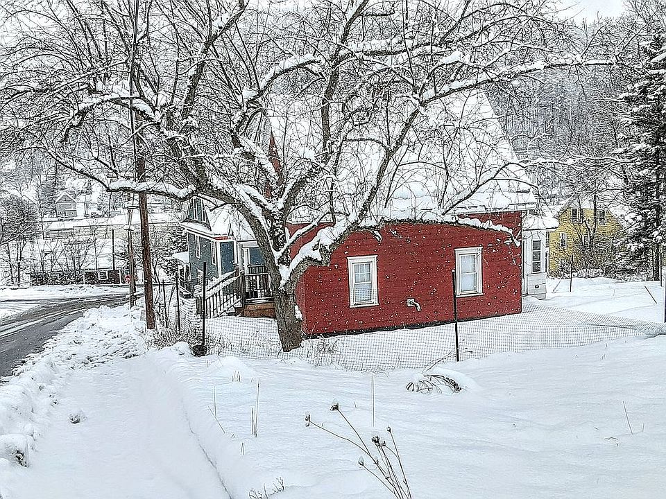 Cozy Montpelier home