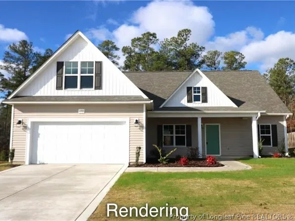 29 Broadleaf St, Spring Lake, NC 28390