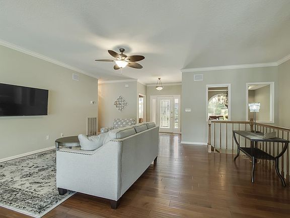 5th image of 315 Okmulgee Cir
