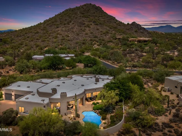 8300 E DIXILETA Drive #304, Scottsdale, AZ 85266
