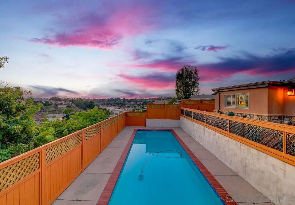 1st image of 4120 Casita Way