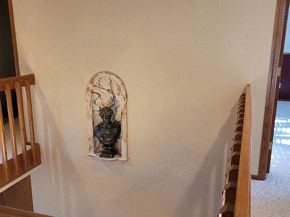 5th image of 5295 Ponderosa Dr S