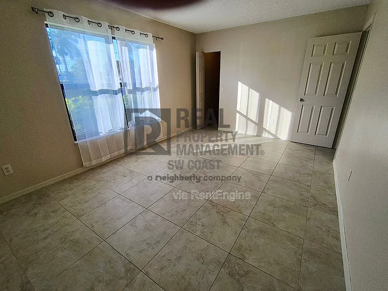 12471 McGregor Blvd #10-1 — Photo 12