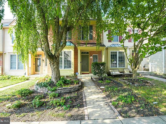 2nd image of 4107 Hampstead Ln
