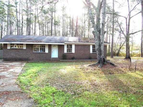 7420 Fish Hawk Rd, Gautier, MS 39553