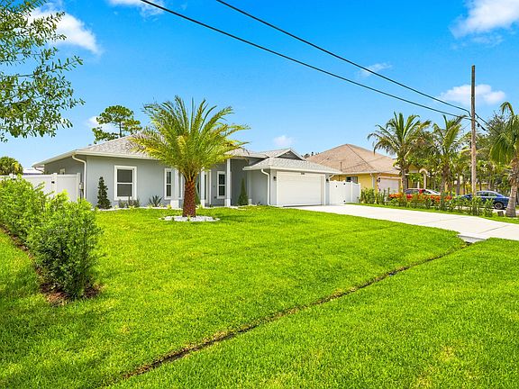 4th image of 3242 SW ESCAROLE Street
