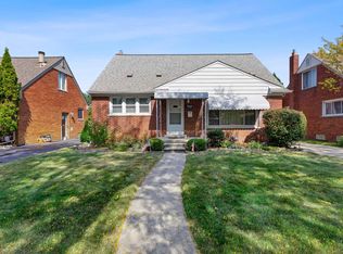 20509 Frazho St, Saint Clair Shores, MI 48081