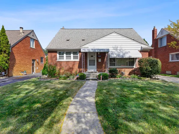 20509 Frazho St, Saint Clair Shores, MI 48081