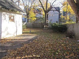 2nd image of 55 Aberdeen St