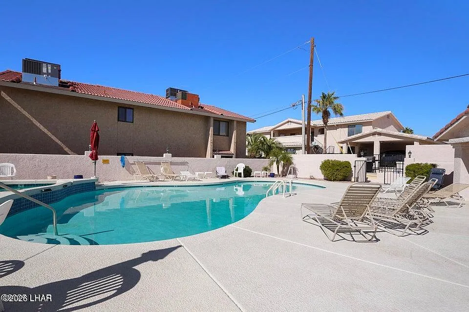 2095 Mesquite Ave #29