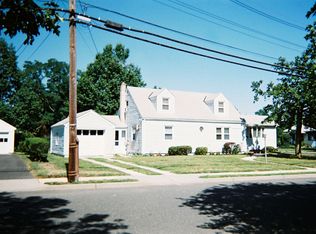 53 Jackson St, Fair Haven, NJ 07704