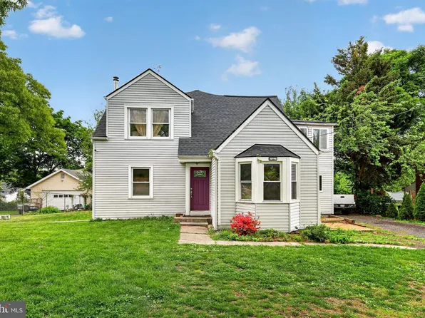 4516 Yates Rd, Beltsville, MD 20705