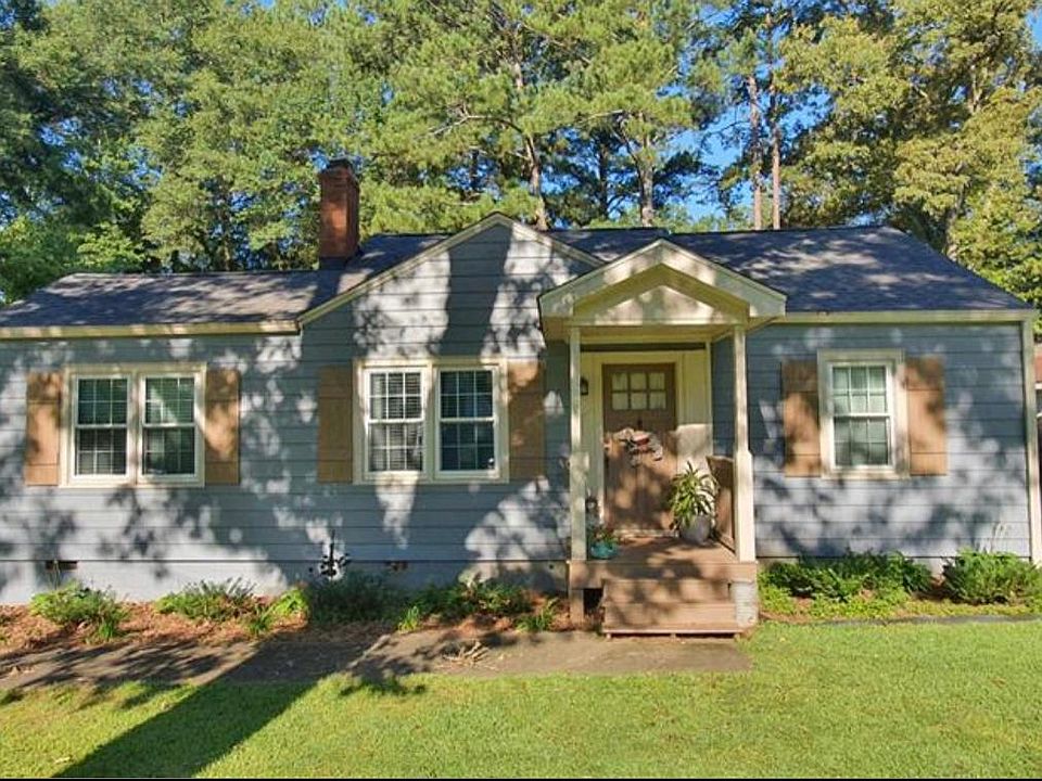 1st image of 2638 Brown Cir SE
