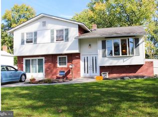 2414 Chestnut Hill Dr, Cinnaminson, NJ 08077