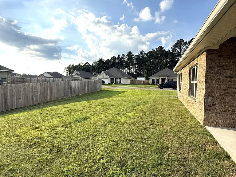 453 Piney Dr — Photo 33