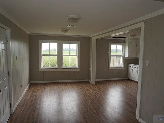 5th image of 317 Saint Charles St