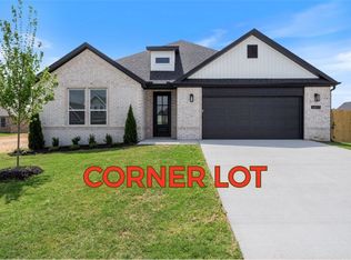 6807 SW Orange Ave, Bentonville, AR 72713