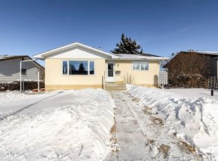 11 E Oxbow St NW, Red Deer, AB T4N 5C3