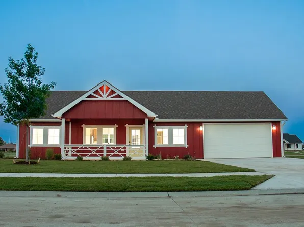 440 Dala Dr, Lindsborg, KS 67456