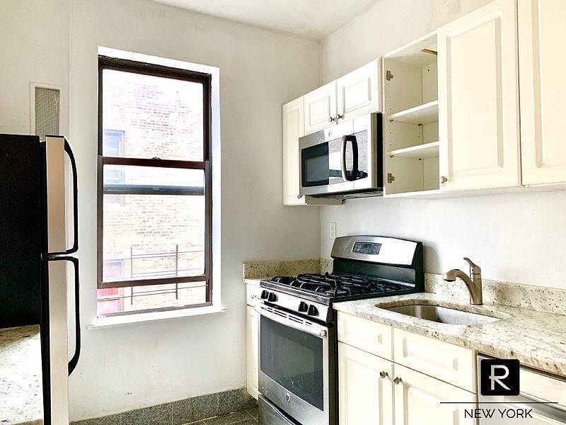 1st image of 75 Saint Nicholas Pl APT 5H