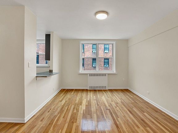 3rd image of 5565 Netherland Ave APT 4E