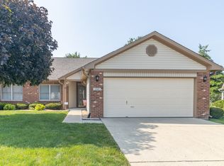 1222 Lexington Trl, Greenfield, IN