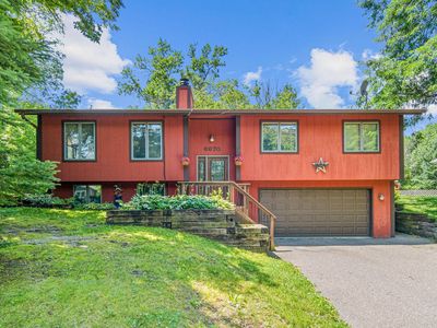 6670 Maple Dr, Rockford, MN, 55373