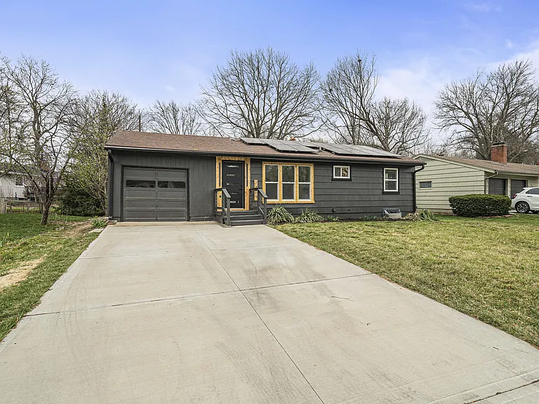 7109 Conser St — Photo 32