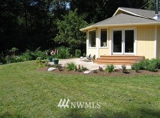 6 Strawberry Point #B, Bellingham, WA
