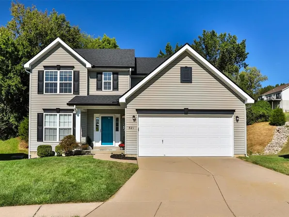 321 Hunters Heights Dr, Eureka, MO 63025